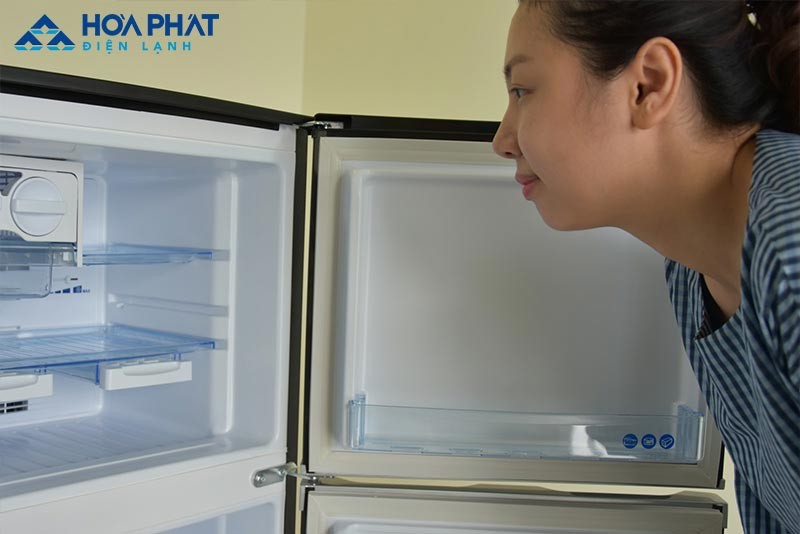 Tủ lạnh chạy yếu không chạy? Nguyên nhân và cách khắc phục nhanh